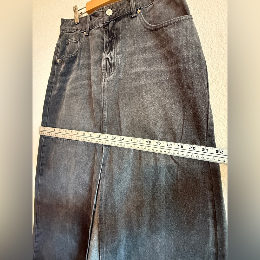 🖤 Vintage-Inspired Grey Denim Maxi Skirt – Size Large – Preloved Charm 🖤 - Picture 12 of 16